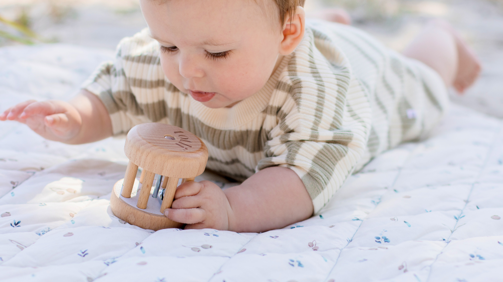 Encouraging Crawling: 3 Expert-Backed Tips to Help Your Baby Get Moving